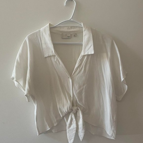 White Wilfred Free: Small - Picture 2 of 2